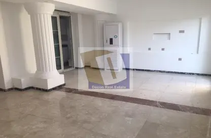 Villa - 2 Bedrooms - 3 Bathrooms for rent in Springs 3 - The Springs - Dubai