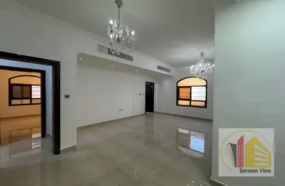 Apartment - 3 Bedrooms - 4 Bathrooms for rent in Shakhbout City - Abu Dhabi