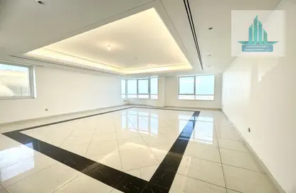 Apartment - 4 Bedrooms - 5 Bathrooms for rent in The Blue Tower - Khalifa Street - Abu Dhabi