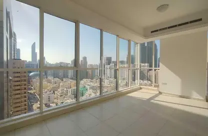 Apartment - 3 Bedrooms - 4 Bathrooms for rent in Al Shafi Tower - Hamdan Street - Abu Dhabi