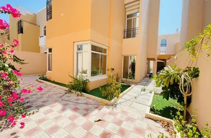 Compound - 5 Bedrooms - 6 Bathrooms for rent in Emirates Compound - Muroor Area - Abu Dhabi