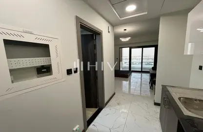 Apartment - 1 Bathroom for rent in Rukan Tower - Dubai Land - Dubai