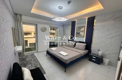 Apartment - 1 Bedroom - 2 Bathrooms for rent in Regent Court - Jumeirah Village Circle - Dubai