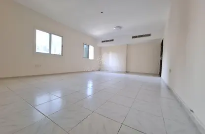 Apartment - 2 Bedrooms - 2 Bathrooms for rent in Al Majaz 2 - Al Majaz - Sharjah