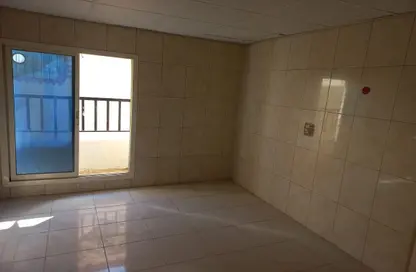 صورة لـ غرفة فارغة شقة - غرفة نوم - 1 حمام للايجار في 2 المويهات - المويهات - عجمان ، صورة رقم 1