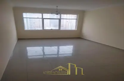 Apartment - 2 Bedrooms - 3 Bathrooms for rent in Al Khan Corniche - Al Khan - Sharjah