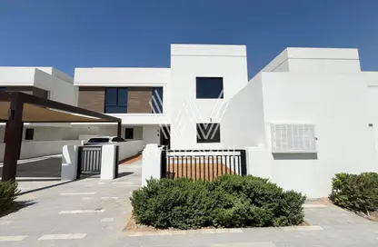 Villa - 5 Bedrooms - 6 Bathrooms for rent in Noya Luma - Noya - Yas Island - Abu Dhabi