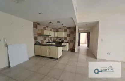 Apartment - 2 Bedrooms - 2 Bathrooms for rent in Hamza Tower - Dubai Sports City - Dubai