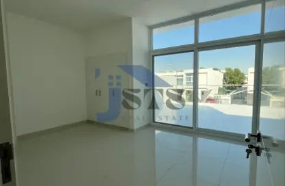 Townhouse - 3 Bedrooms - 4 Bathrooms for sale in Centaury - The Roots DAMAC Hills 2 - Damac Hills 2 - Dubai