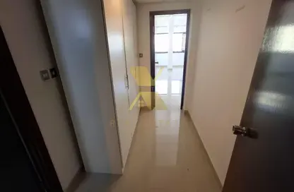 Apartment - 1 Bedroom - 2 Bathrooms for rent in Al Khalidiya - Abu Dhabi