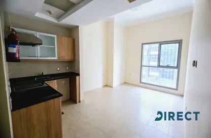 Apartment - Studio - 1 Bathroom for rent in Zumurud Tower - Dubai Marina - Dubai