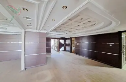 Office Space - Studio - 3 Bathrooms for rent in Aud Al Touba 1 - Central District - Al Ain