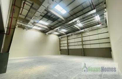 Warehouse - Studio - 1 Bathroom for rent in KIZAD - Al Samha - Abu Dhabi