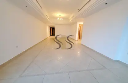 شقة - 2 غرف نوم - 4 حمامات للايجار في بناية اس بي ال 365 - البرشاء 1 - البرشاء - دبي