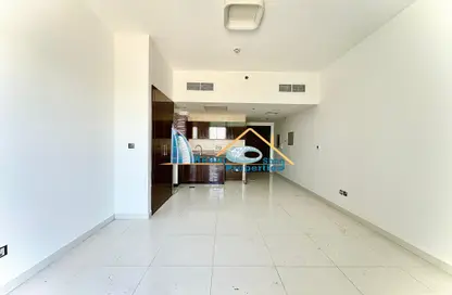 Apartment - 1 Bathroom for rent in Arabian Gate - Dubai Silicon Oasis - Dubai