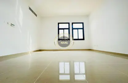 Apartment - Studio - 1 Bathroom for rent in Al Mushrif Villas - Al Mushrif - Abu Dhabi