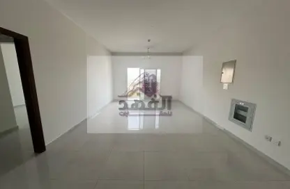 Apartment - 1 Bedroom - 2 Bathrooms for rent in Al Nakheel - Ajman Downtown - Ajman