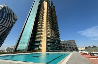 Apartment - 1 Bathroom for sale in The Square Tower - Jumeirah Village Circle - Dubai