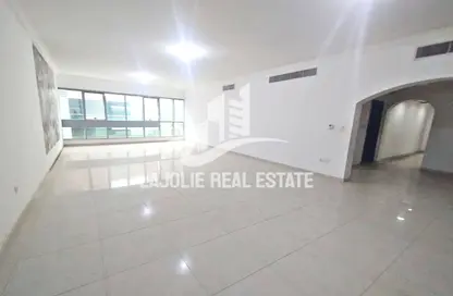 Apartment - 4 Bedrooms - 4 Bathrooms for rent in Al Khalidiya - Abu Dhabi