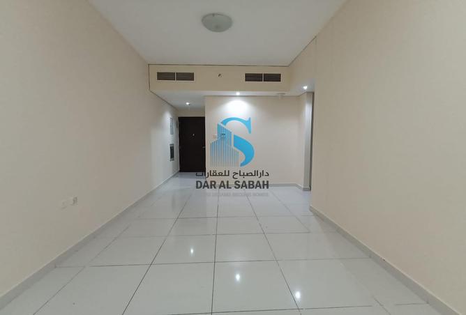 Apartment - 2 Bedrooms - 2 Bathrooms for rent in Al Nahda Complex - Al Nahda - Sharjah