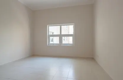 Apartment - 1 Bathroom for rent in Ritaj K - Ritaj (Residential Complex) - Dubai Investment Park (DIP) - Dubai