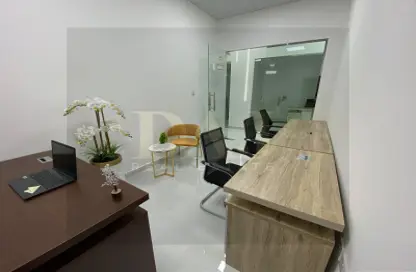 Business Centre - Studio - 1 Bathroom for rent in Red Avenue - Al Garhoud - Dubai