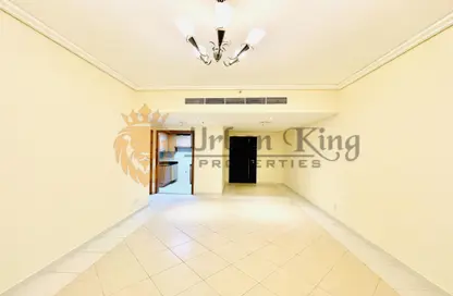 Apartment - 3 Bedrooms - 3 Bathrooms for rent in 21st Century Tower - Sheikh Zayed Road - Dubai