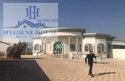 Villa - 5 Bedrooms - 5 Bathrooms for rent in Umm Al Thuoob - Umm Al Quwain