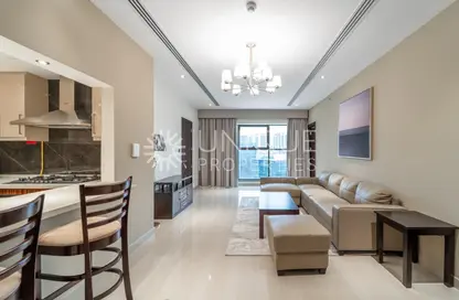 Apartment - 2 Bedrooms - 3 Bathrooms for sale in Elite Downtown Residence - Downtown Dubai - Dubai