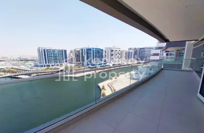 Apartment - 3 Bedrooms - 5 Bathrooms for rent in Al Dana - Al Raha Beach - Abu Dhabi