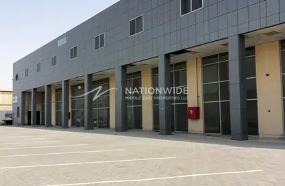 Show Room - Studio - 2 Bathrooms for sale in M-42 - Mussafah Industrial Area - Mussafah - Abu Dhabi