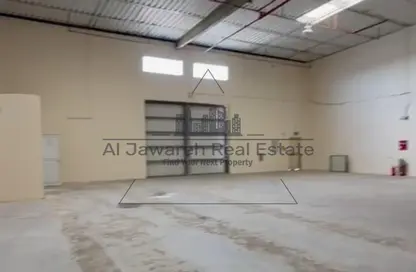 Warehouse - Studio - 1 Bathroom for rent in Old Industrial Area - Umm Al Quwain