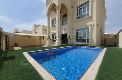 Villa - 5 Bedrooms - 7 Bathrooms for rent in Jumeirah 2 Villas - Jumeirah 2 - Jumeirah - Dubai