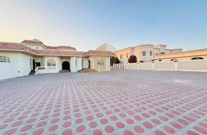 Villa - 6 Bedrooms - 7 Bathrooms for rent in Ramlat Zakher - Zakher - Al Ain