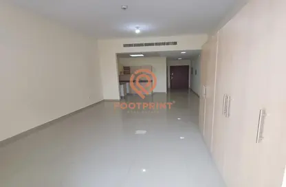 Apartment - 1 Bathroom for rent in Madison Residences - Majan - Dubai