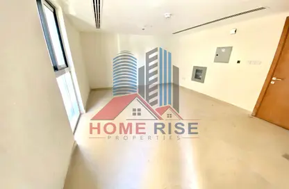 Apartment - 1 Bathroom for rent in The Frame Tower - Al Nahda - Sharjah