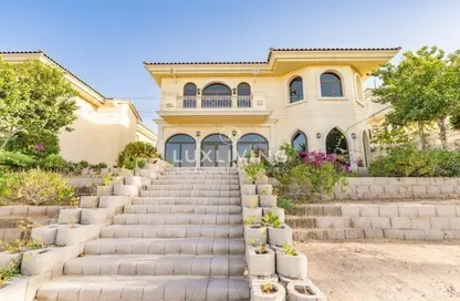 Villa - 4 Bedrooms - 6 Bathrooms for rent in Garden Homes Frond B - Garden Homes - Palm Jumeirah - Dubai