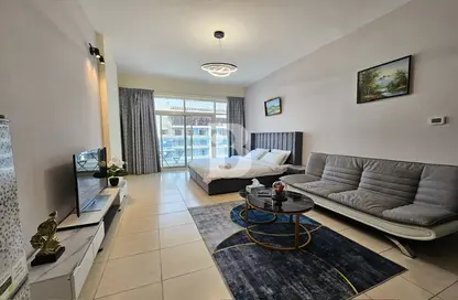 Apartment - 1 Bathroom for sale in Royal Residence 2 - Royal Residence - Dubai Sports City - Dubai