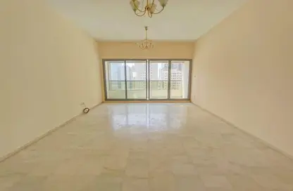 Apartment - 3 Bedrooms - 3 Bathrooms for rent in Zakhir Tower 2 - Zakhir Towers - Al Taawun - Sharjah