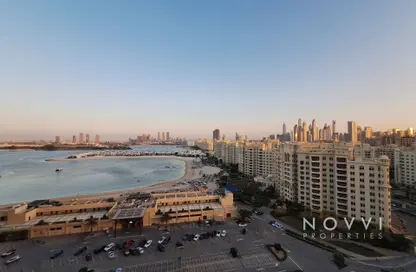 Apartment - 2 Bedrooms - 3 Bathrooms for rent in Sapphire - Tiara Residences - Palm Jumeirah - Dubai