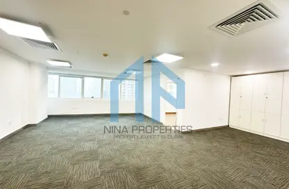 Office Space - Studio - 2 Bathrooms for rent in One Lake Plaza - JLT Cluster T - Jumeirah Lake Towers - Dubai