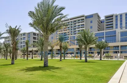 Apartment - 2 Bedrooms - 3 Bathrooms for sale in Building A - Al Zeina - Al Raha Beach - Abu Dhabi