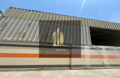 Warehouse - Studio - 2 Bathrooms for sale in Al Sajaa - Sharjah