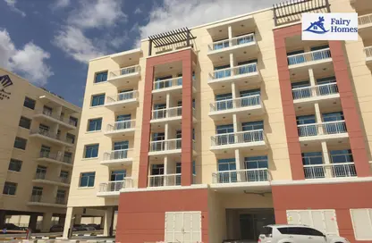 Apartment - 1 Bedroom - 1 Bathroom for sale in Mazaya 22 - Queue Point - Dubai Land - Dubai