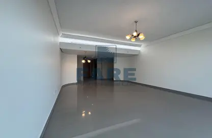 Apartment - 2 Bedrooms - 3 Bathrooms for rent in Blue Tower - Al Majaz 3 - Al Majaz - Sharjah