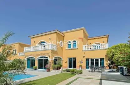 Villa - 5 Bedrooms - 7 Bathrooms for sale in Legacy - Jumeirah Park - Dubai