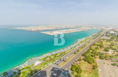 Apartment - 2 Bedrooms - 3 Bathrooms for rent in Al Reef Tower - Corniche Road - Abu Dhabi