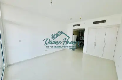 Apartment - 1 Bathroom for rent in Carson C - Carson - DAMAC Hills - Dubai