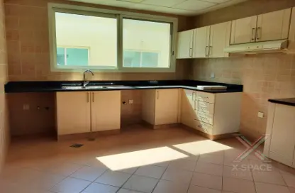 Apartment - 2 Bedrooms - 3 Bathrooms for rent in Jumeirah Apartments - Jumeirah 1 - Jumeirah - Dubai