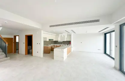 Townhouse - 3 Bedrooms - 3 Bathrooms for sale in La Rosa 4 - Villanova - Dubai Land - Dubai